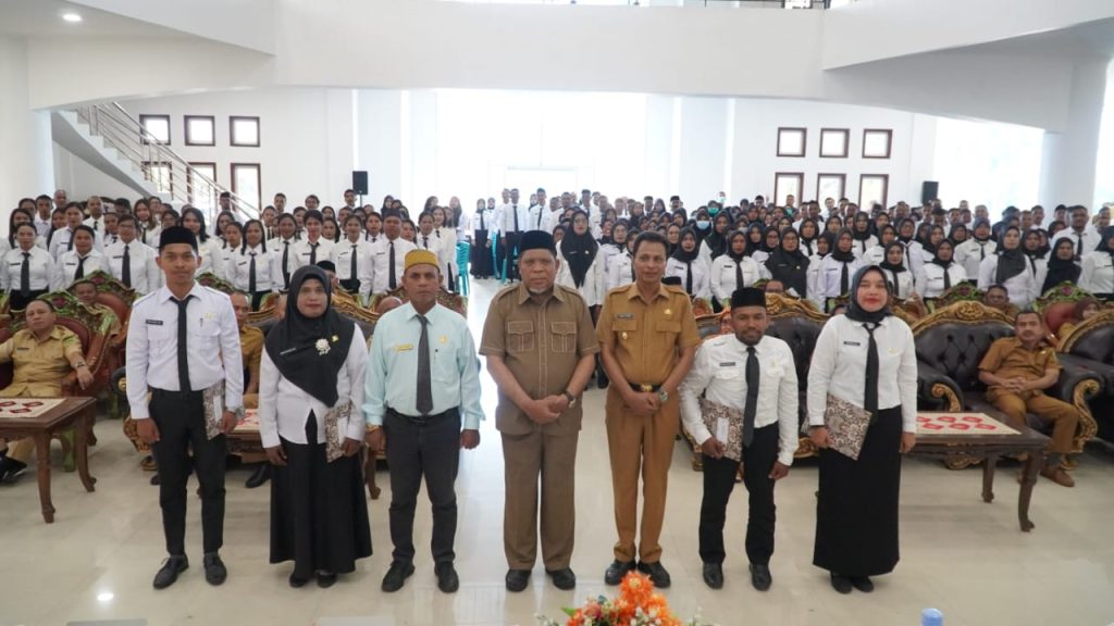 Walikota Tual Lantik PPPK Lingkup Pemerintah Kota Tual Formasi Tahun 2022